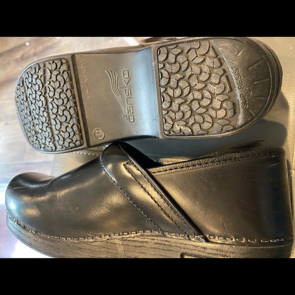 Dansko ProXP clogs - Picture 3 of 3